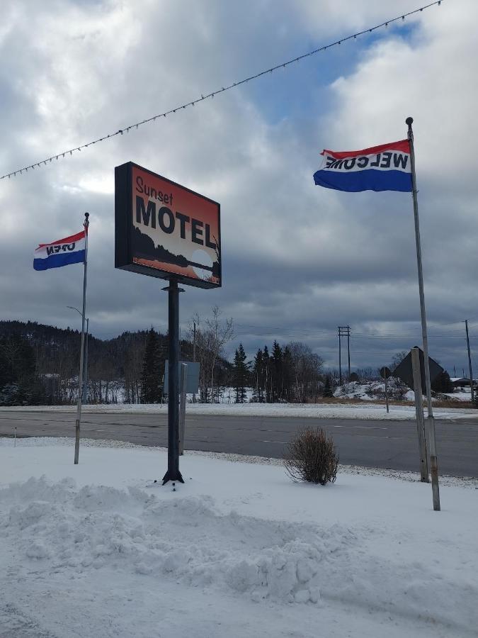 Sunset Motel Schreiber Eksteriør bilde